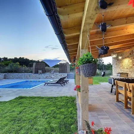 Ferienhaus Stancija Pomer