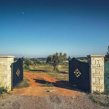 度假居 Stancija 波梅尔